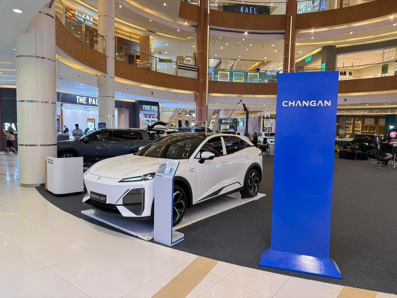 Dorong Adopsi Kendaraan Listrik, Changan Perluas Jangkauan Pasar melalui Rangkaian Mall Exhibition