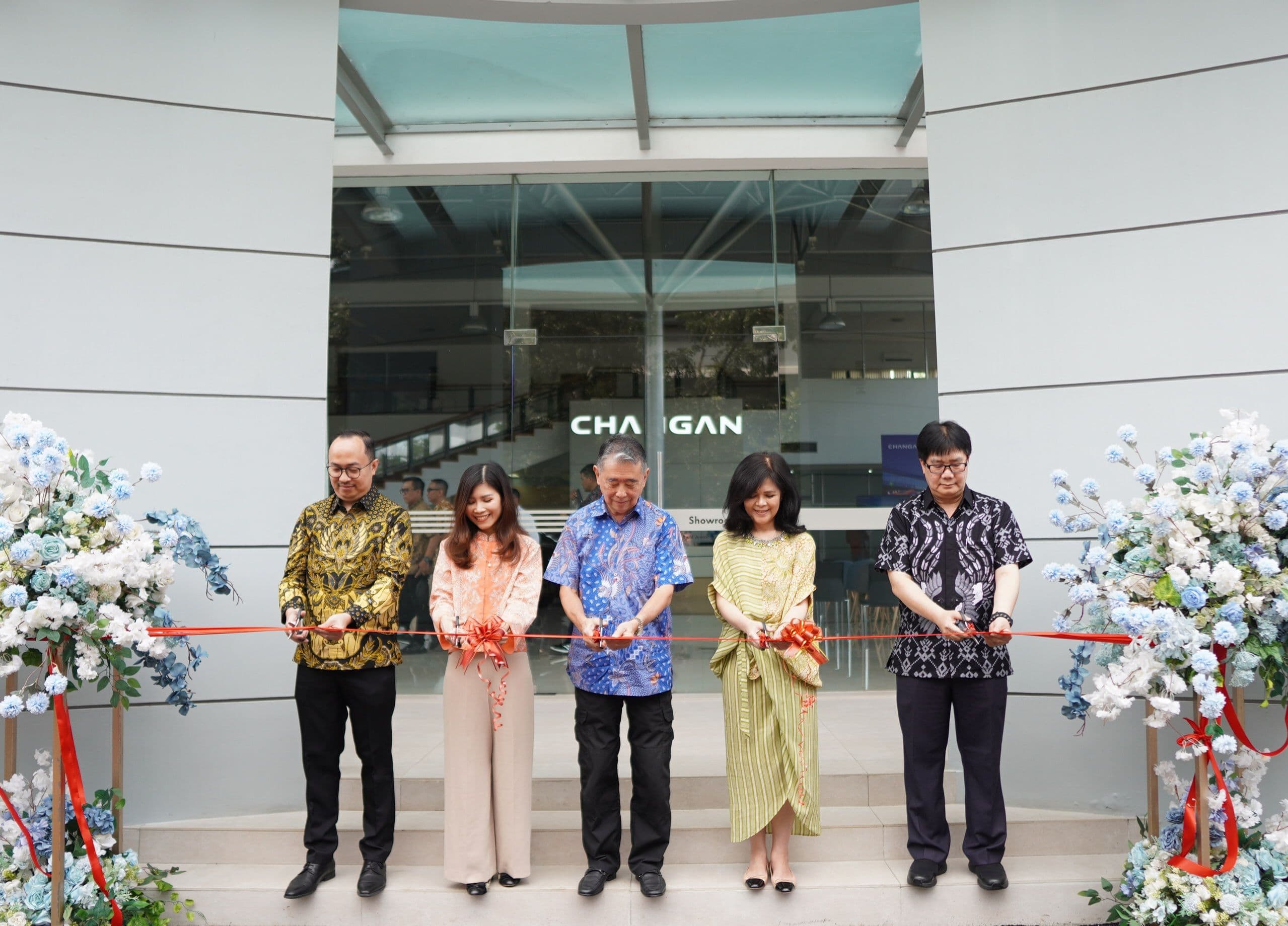 Perkuat Ekspansi Nasional, Changan Hadirkan Dealer 3S di Bandung